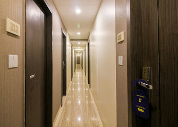 Hotel Kalpana Elite Мумбаи Экстерьер фото